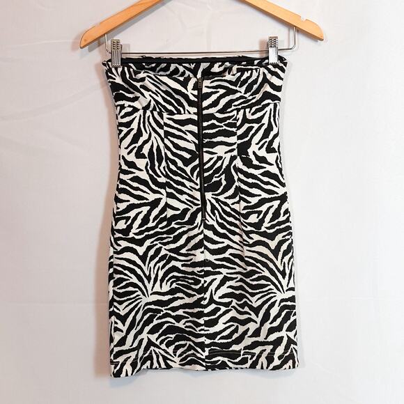 VINTAGE Y2K F21 Zebra Strapless Mini Dress Sz. S - Picture 2 of 5